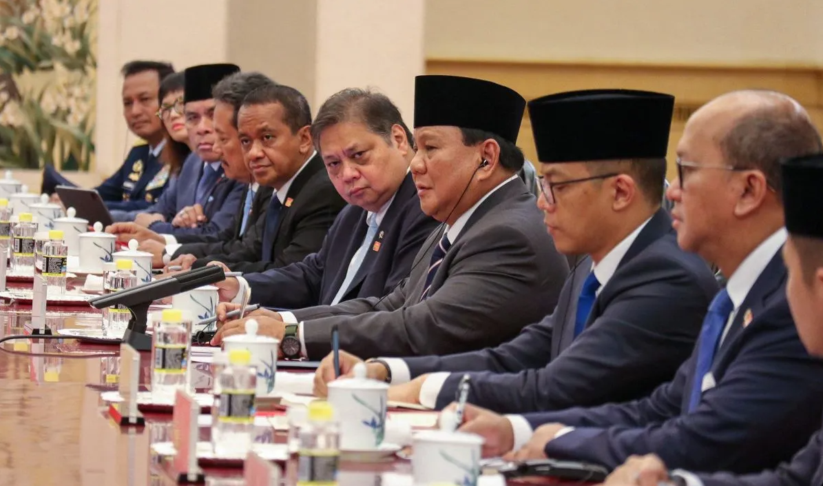 prabowo-subianto-ungkap-kerinduan-kepada-tanah-air-setelah-10-hari-dinas-luar-negeri